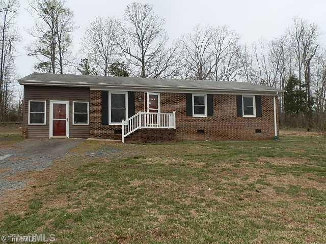 1949 Old Cedar Falls Rd, Asheboro, NC 27203 - photo 1