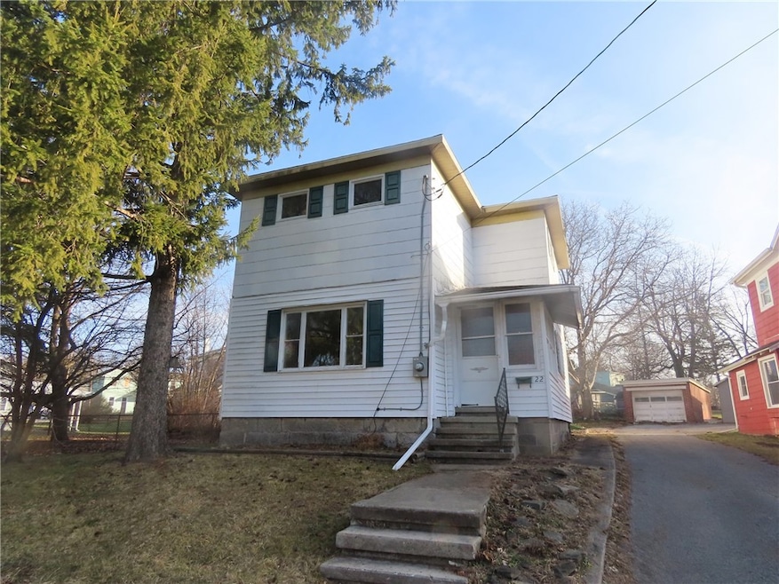 22 Myrtle Ave, Auburn, NY 13021 - photo 1