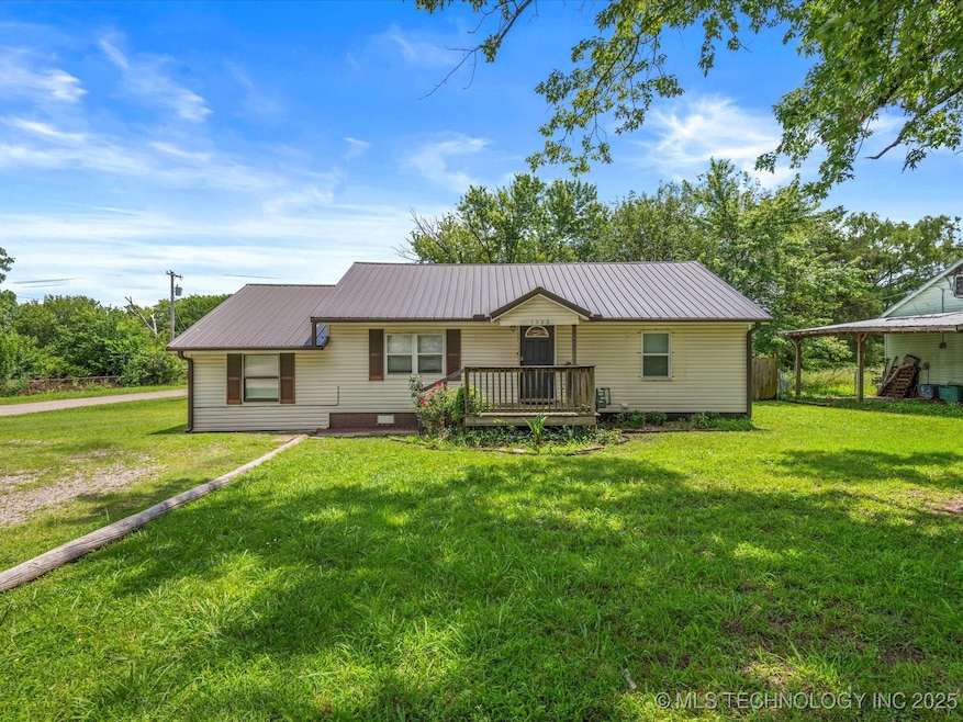 1322 Boundary Ave, Pawhuska, OK 74056 - photo 1