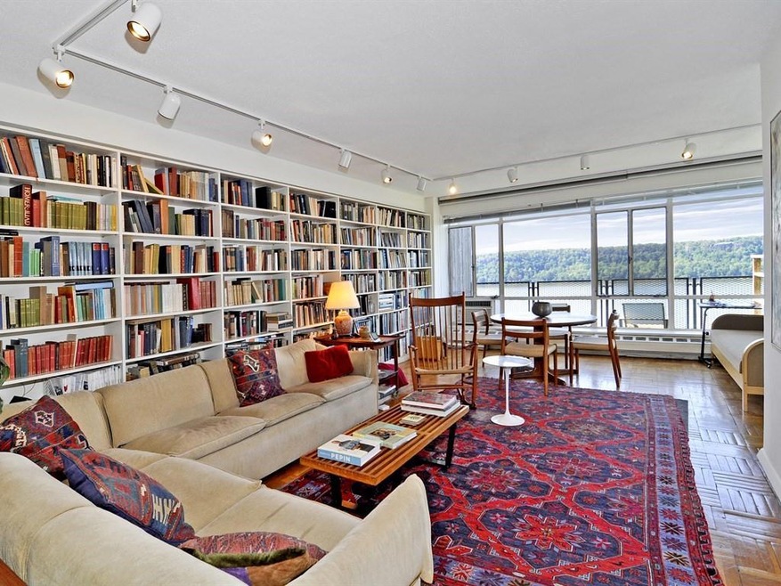 unlisted-address, Bronx, NY 10463 - photo 1