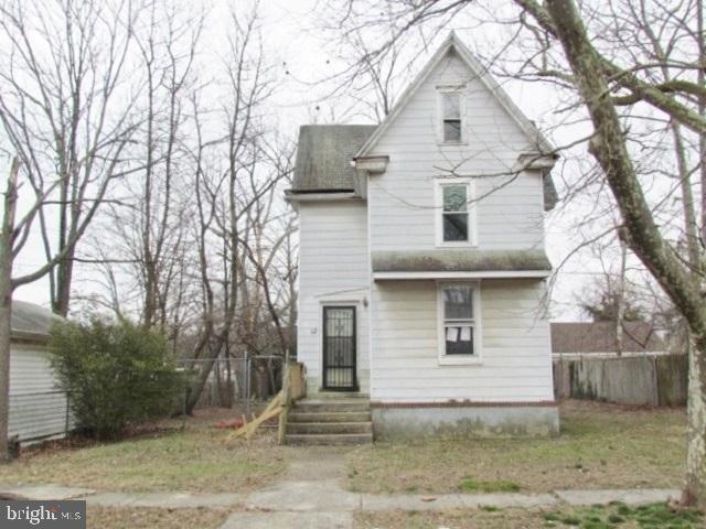 12 W New St, Paulsboro, NJ 08066 - photo 1