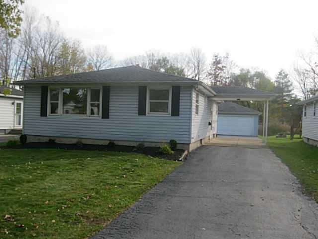 348 Summit Blvd, North Tonawanda, NY 14120 - photo 1