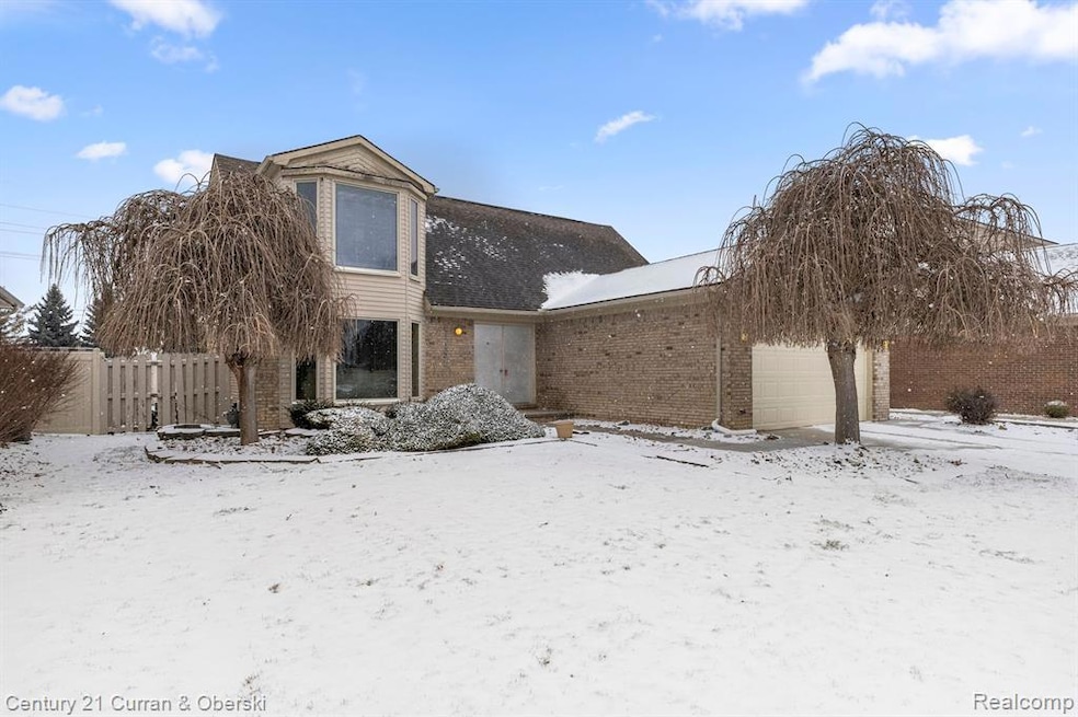 21736 N Chipmunk Trail, Woodhaven, MI 48183 - photo 1