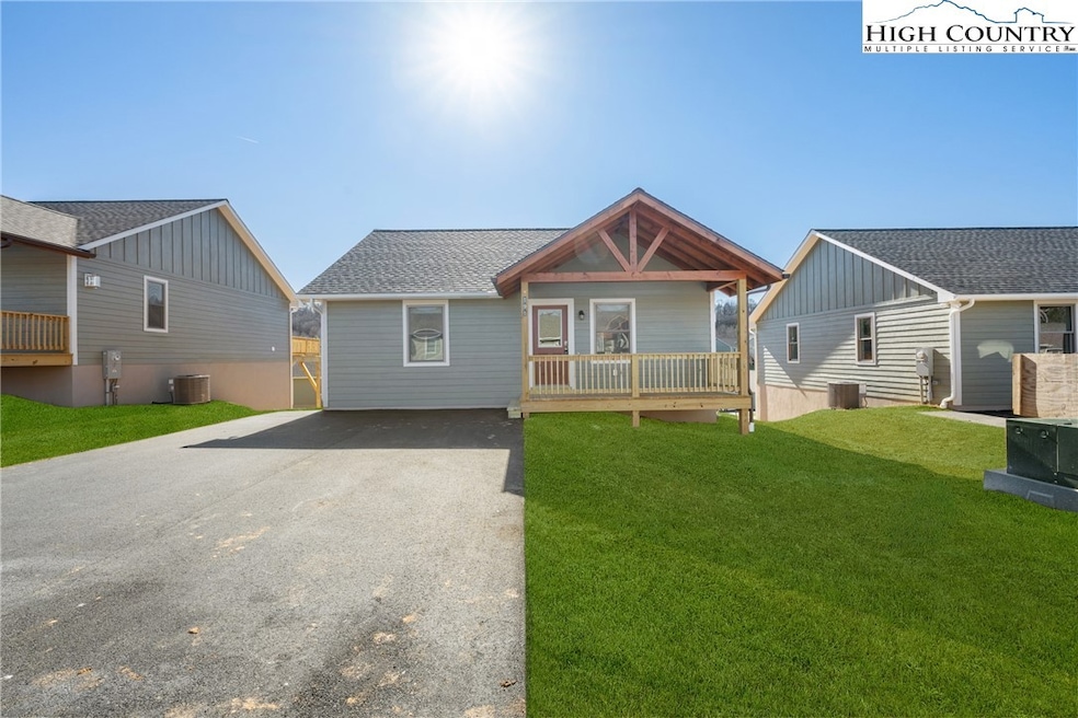 191 Ava Way unit 113, Boone, NC 28607 - photo 1