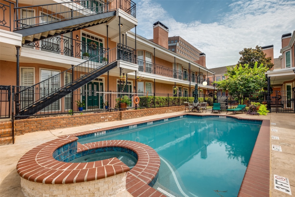 3208 Cole Ave unit 2202B, Dallas, TX 75204 - photo 1