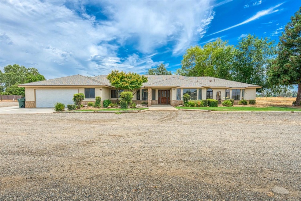 Sold $1,060,000 • Co-Listing Agent