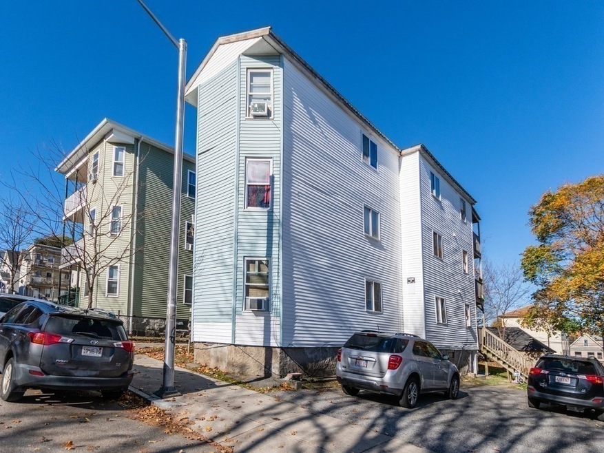 29 Aetna St, Worcester, MA 01604 - photo 1