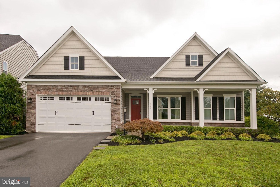 100 Atlantis Ln, Lake Frederick, VA 22630 - photo 1