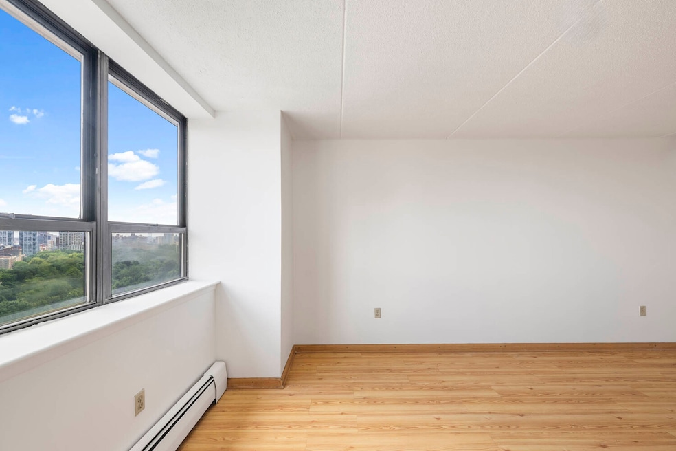 Pending $798,500 • Co-Listing Agent