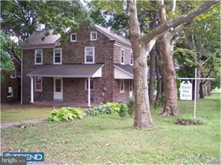 335 Hilltown Pike, Line Lexington, PA 18932 - photo 1