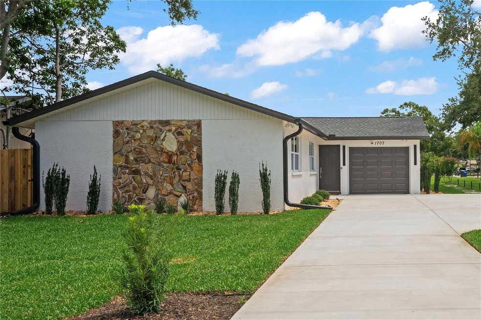 Sold $485,000 • Co-Listing Agent