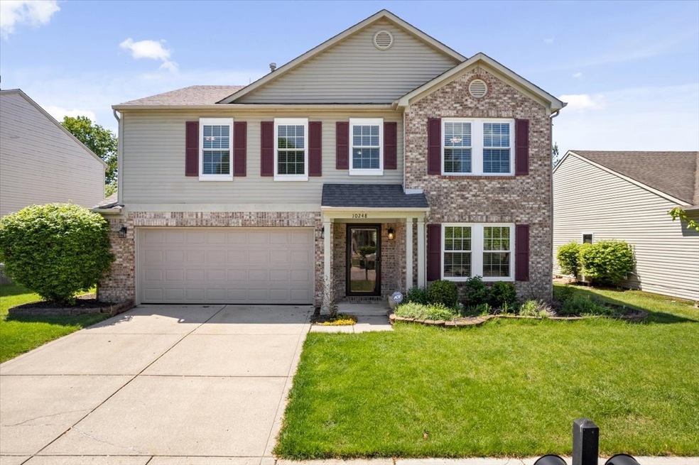 10248 Brushfield Ln, Fishers, IN 46037 - photo 1