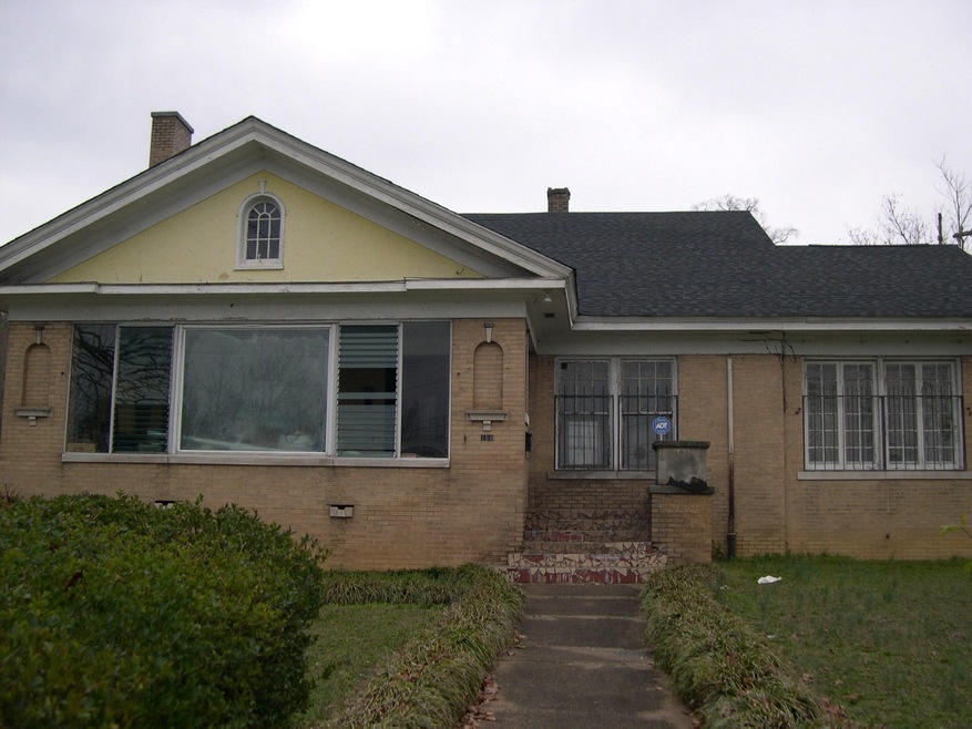 100 Glenwood Dr, Chattanooga, TN 37404 - photo 1