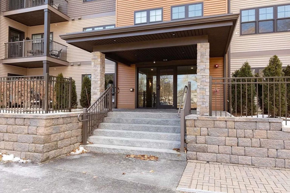 150 U S 1 Bypass unit 306, Portsmouth, NH 03801 - photo 1