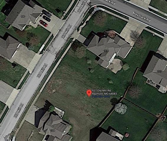 937 Old Mill Rd, Raymore, MO 64083 - photo 1