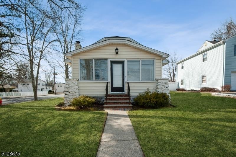 12 Franklin Ave, West Caldwell, NJ 07006 - photo 1