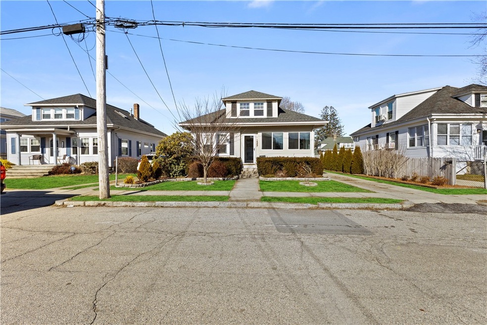 139 Ferncrest Ave, Cranston, RI 02905 - photo 1