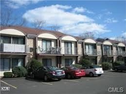 445 Hope St unit 4, Stamford, CT 06906 - photo 1