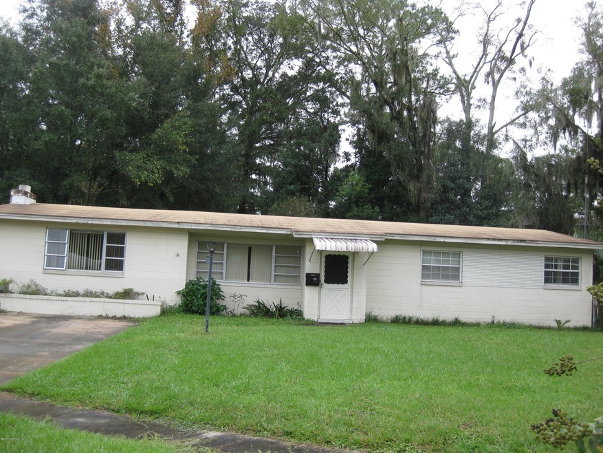 2752 Emily Ln, Jacksonville, FL 32216 - photo 1