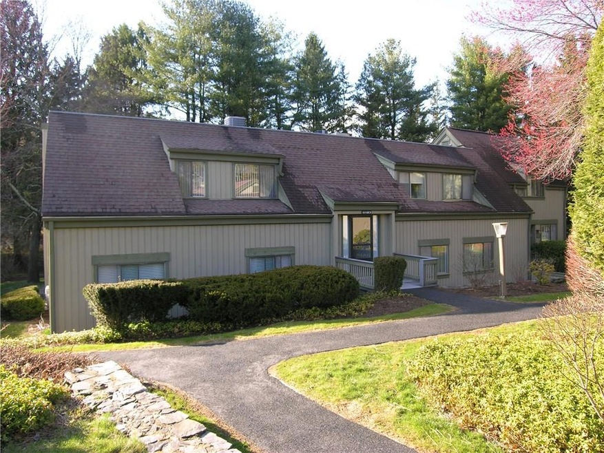 499 Heritage Village unit A, Southbury, CT 06488 - photo 1