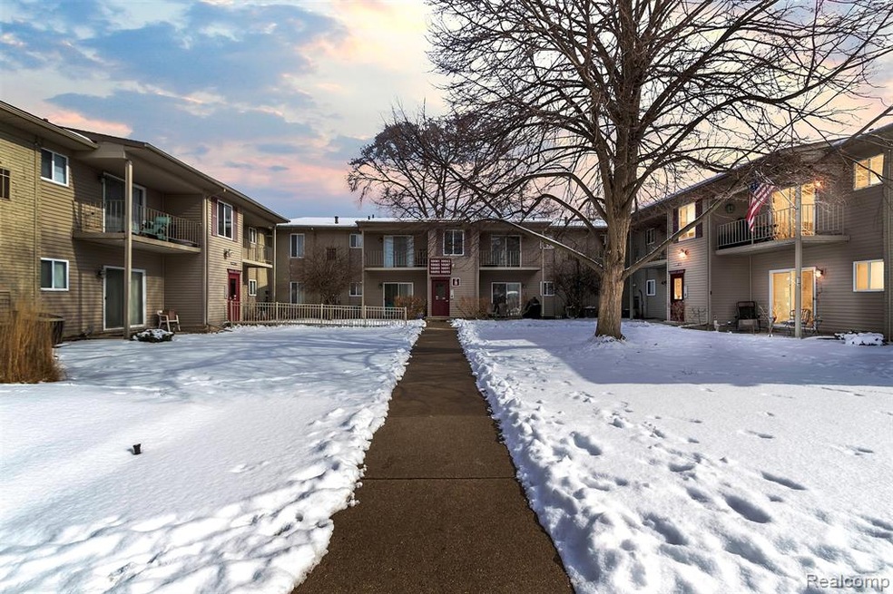 01-10097 Allen Pointe.jpg