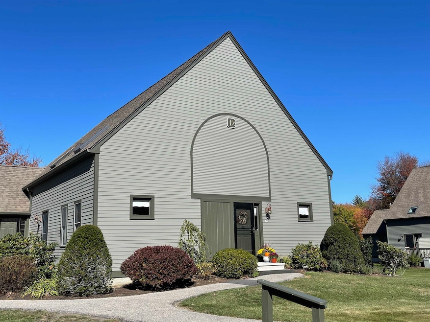 67 Montrose Dr, Stratham, NH 03885 - photo 1