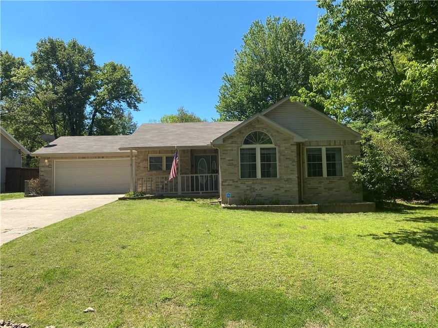 7 Clevedon Cir, Bella Vista, AR 72715 - photo 1