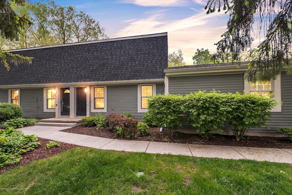 1 1198-chartwell-carriage-way-n-east-lan