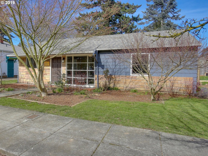 1257 N Winchell St, Portland, OR 97217 - photo 1