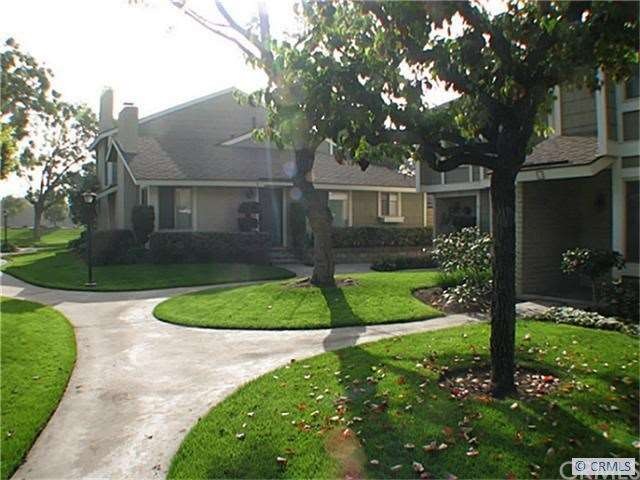 PARK-LIKE ENTRY