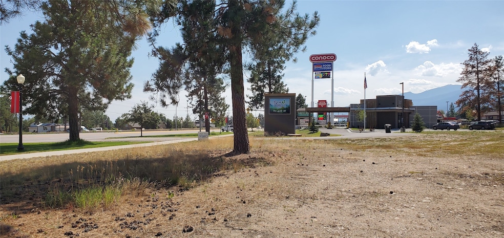 Excellent location on Highway 93 just north of the Florence stoplight.
