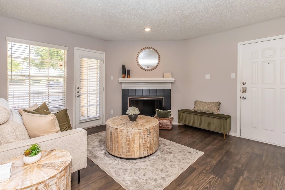 8301 Boat Club Rd unit 1012, Fort Worth, TX 76179 - photo 1