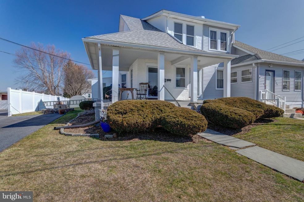 226 Rutledge Ave, Folsom, PA 19033 - photo 1