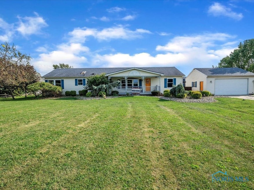 21520 Holts Rd E, Genoa, OH 43430 - photo 1