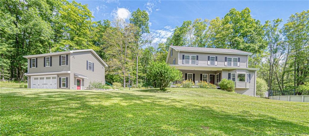 194 W Cornwall Rd, Sharon, CT 06069 - photo 1