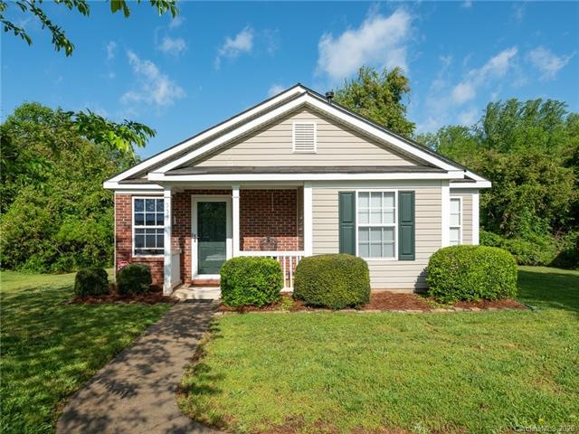 WELCOME HOME TO 551 RAILWAY PLACE SW