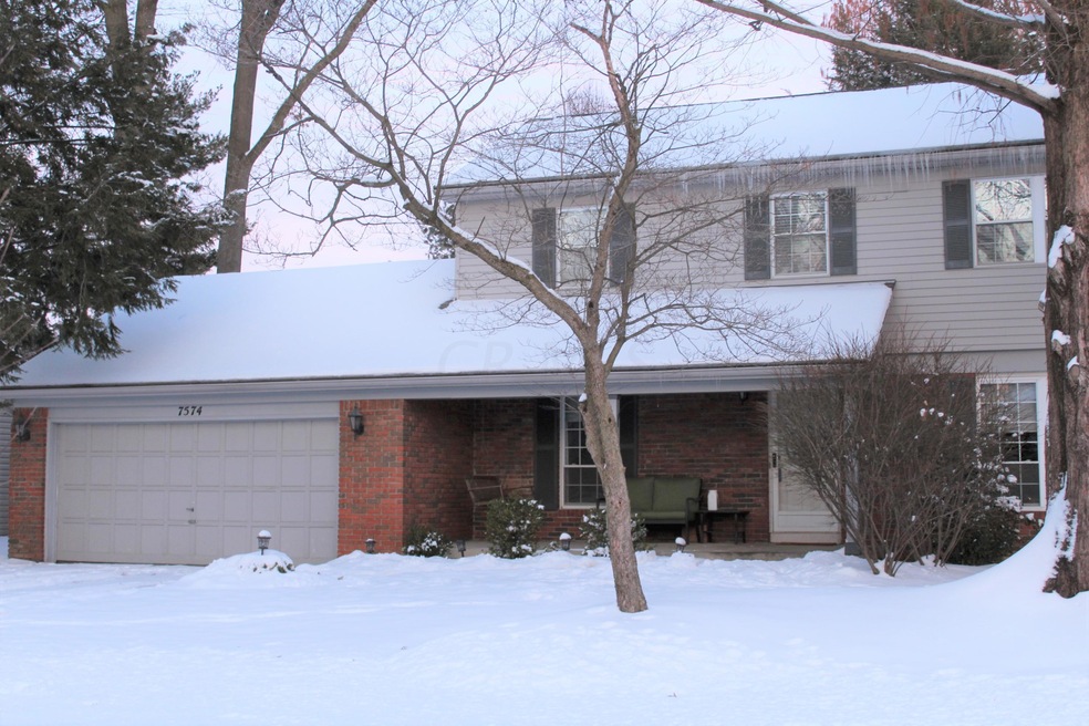 7574 Saunderlane Rd, Columbus, OH 43235 - photo 1