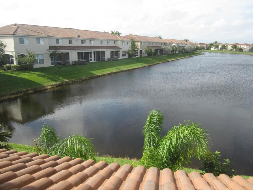 3012 Laurel Ridge Cir, Riviera Beach, FL 33404 - photo 1