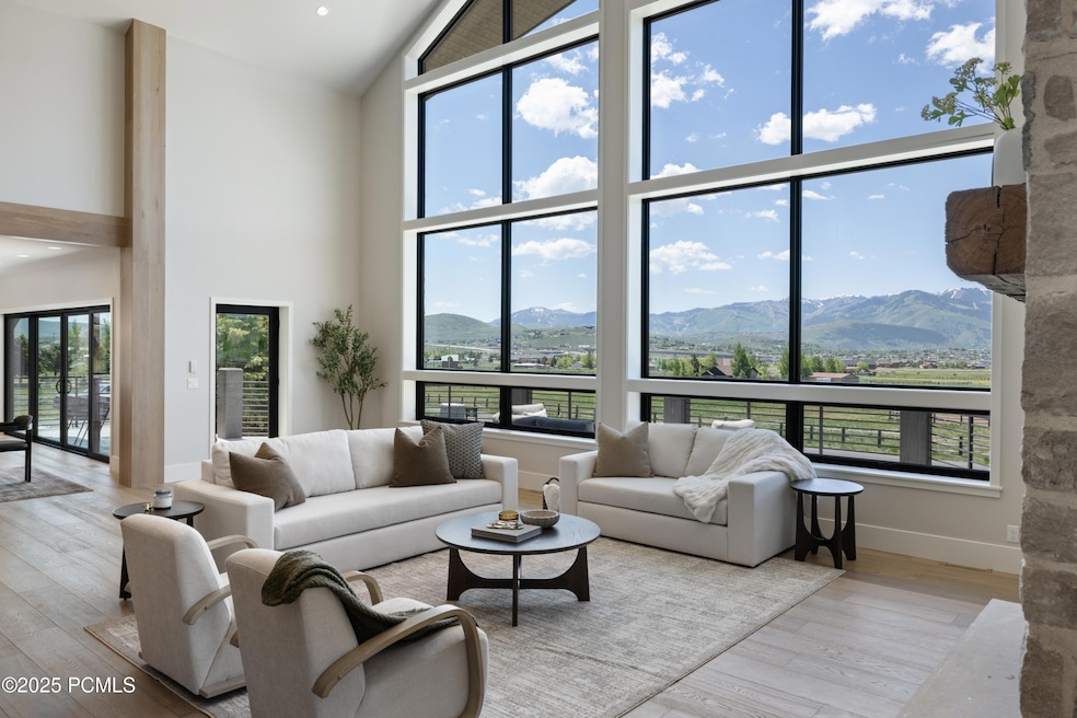 For Sale $5,900,000