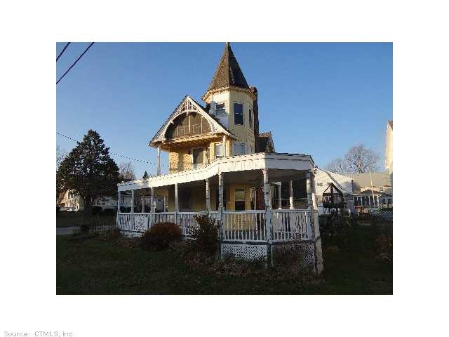 9 Crescent Ave, Niantic, CT 06357 - photo 1