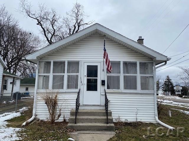 1143 E Butler St, Adrian, MI 49221 - photo 1