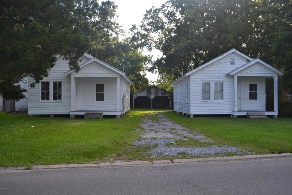 824 & 838 W Washington St