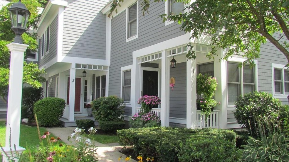 3 Walnut Ct unit 3, Rockland, MA 02370 - photo 1