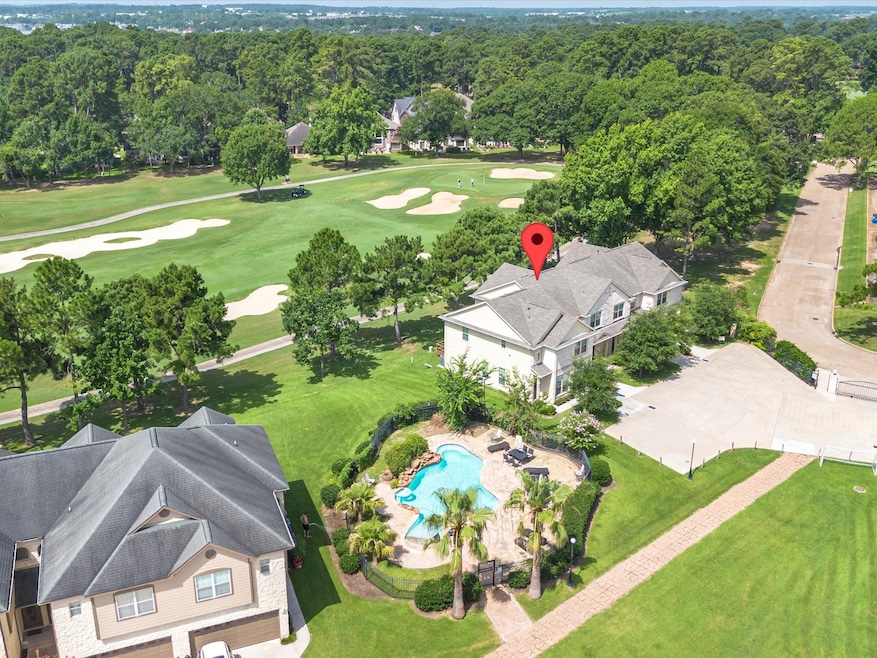 3/2.5, 2- story condo in the quiet, gated, golf co