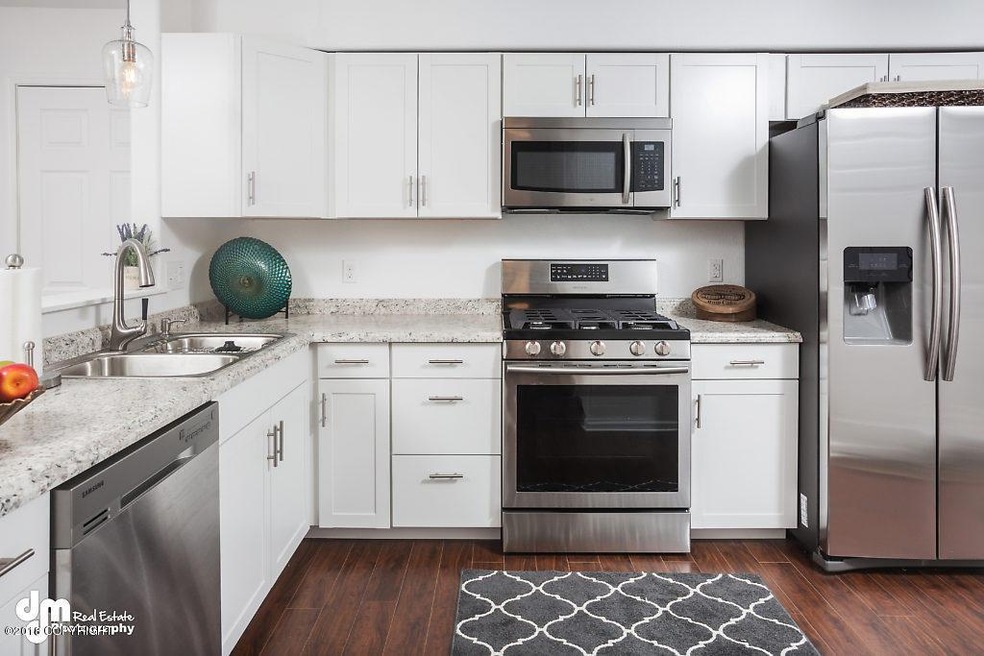 Kitchen_DMD_0583-SMALL