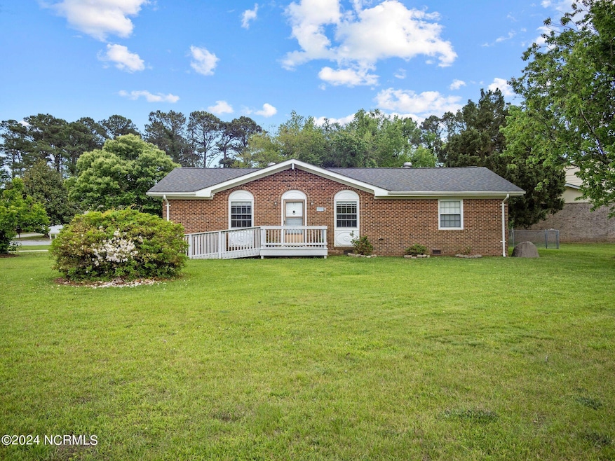 508 Oakwood Ave, Jacksonville, NC 28546 - photo 1