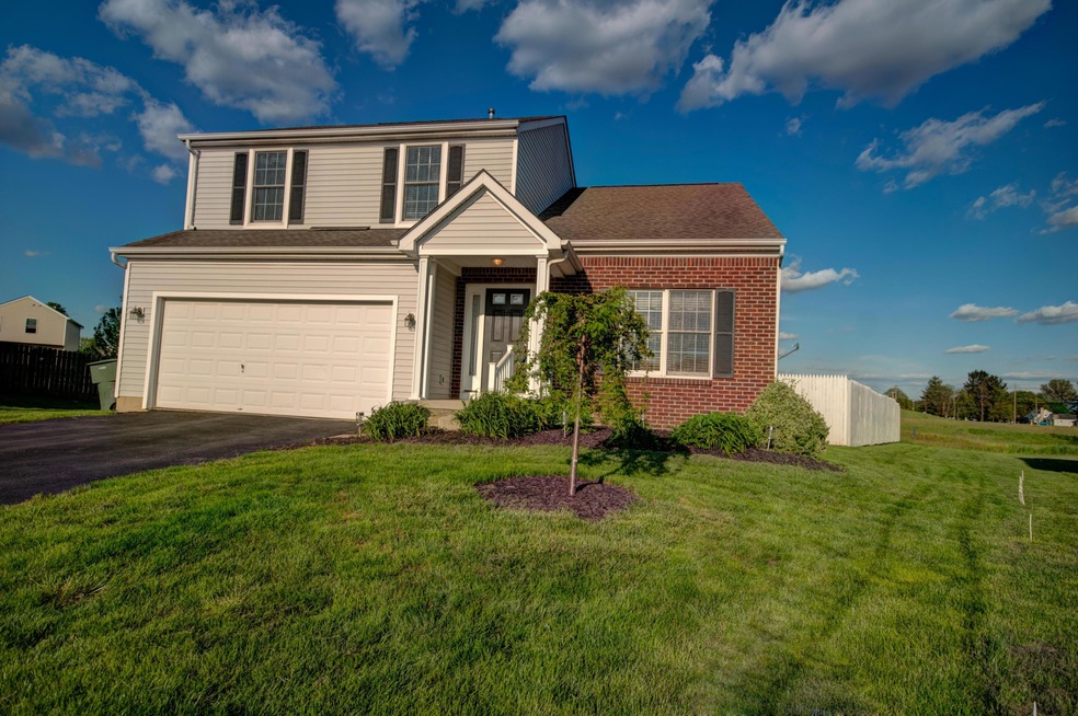 2610 Weeping Willow Ct, Columbus, OH 43207 - photo 1