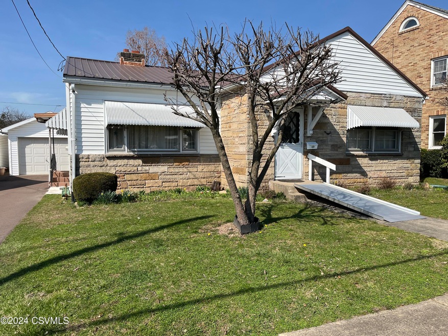2564 Main