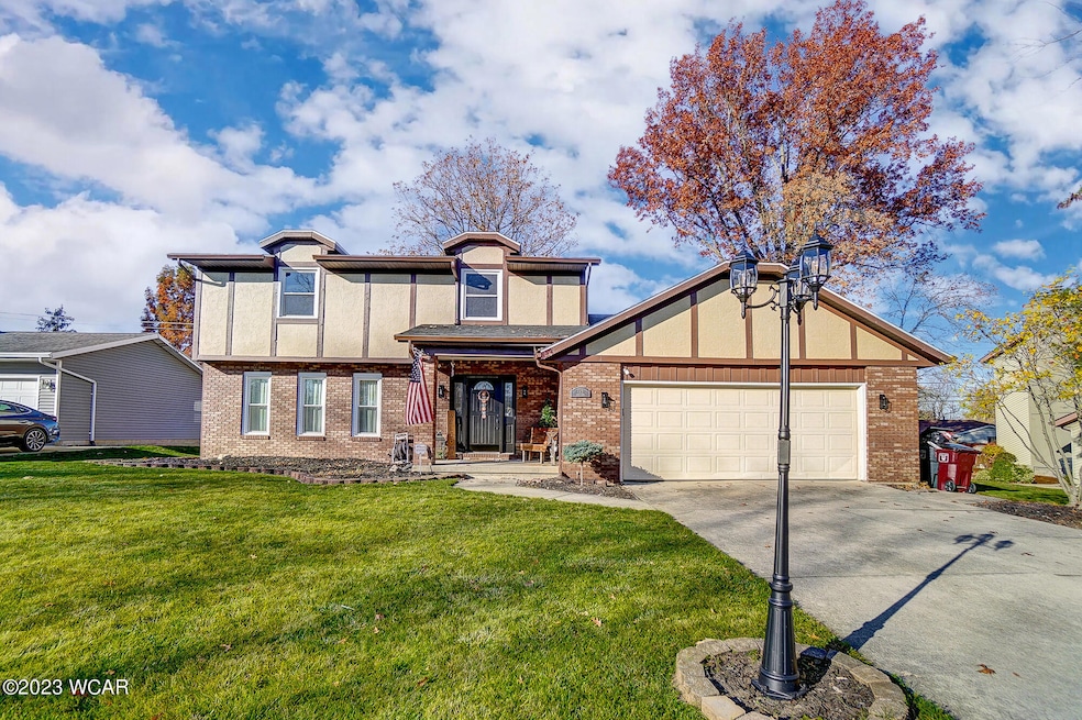 724 Tall Oaks Ave, Lima, OH 45805 - photo 1