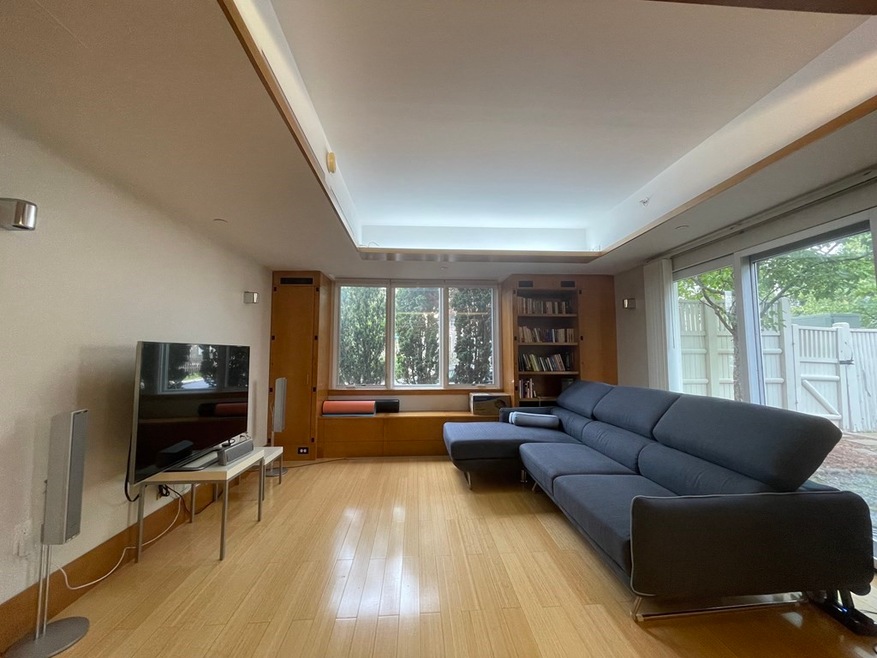 369 Franklin St unit 101, Cambridge, MA 02139 - photo 1